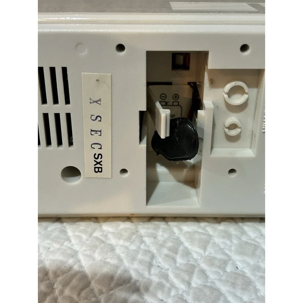 Vintage Spartus Large Display Radio Alarm Clock AM/FM Model 0123 Works